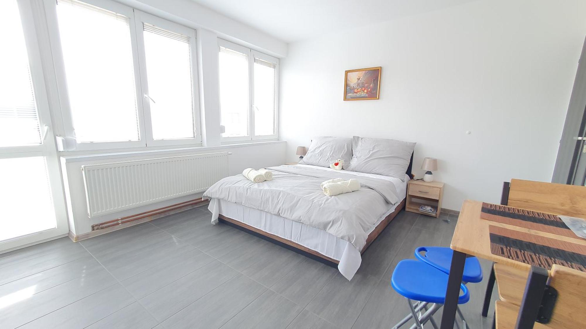 Lilly Home 36 Зноймо Екстериор снимка